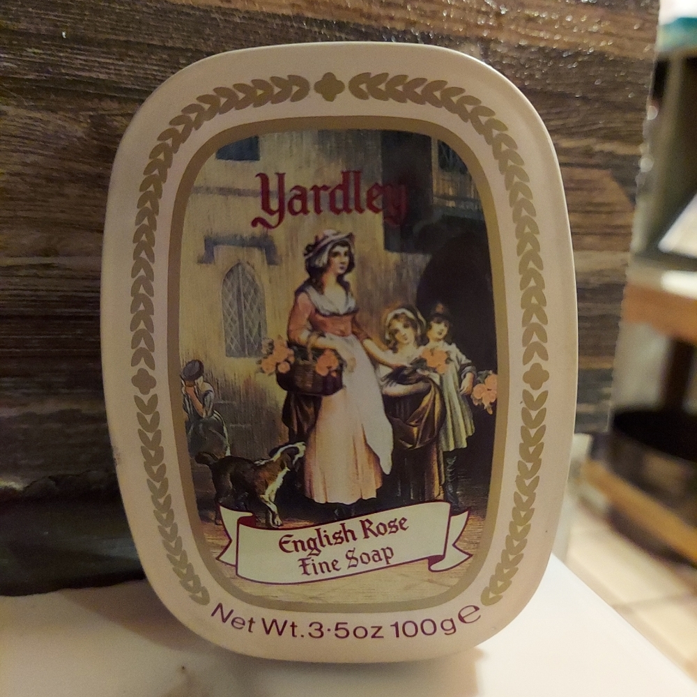 Vintage Yardley Vintage English Rose Perfumed Bar Soap 1930s